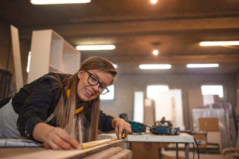 fabriquer tete de lit en medium